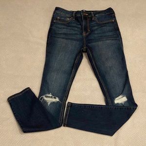 Woman’s brand new dark denim jeans Hollister